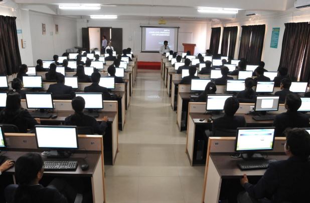 Trinity Academy of Engineering Labs(7)