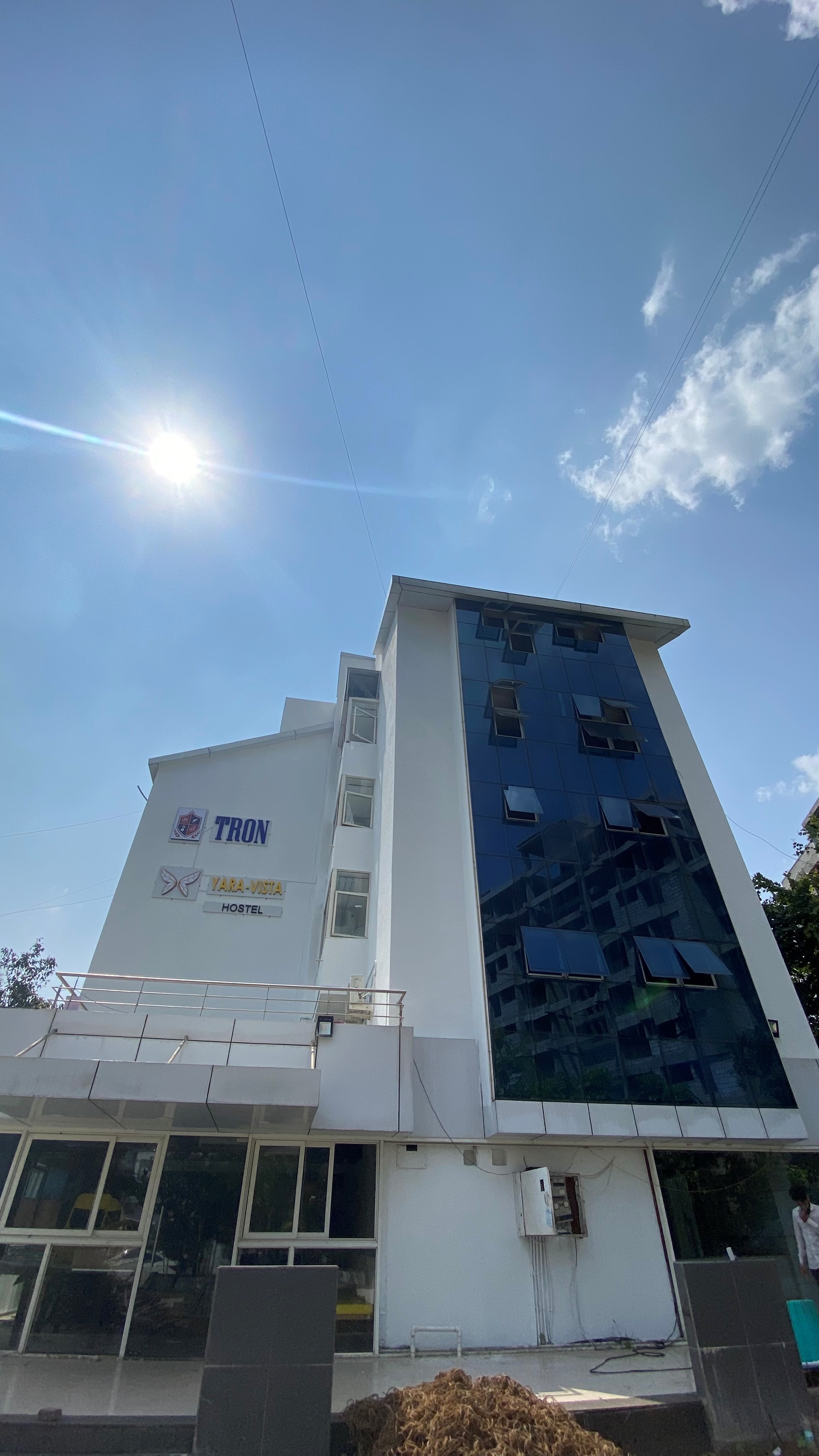 Tron School of Animation Campus Building(2)