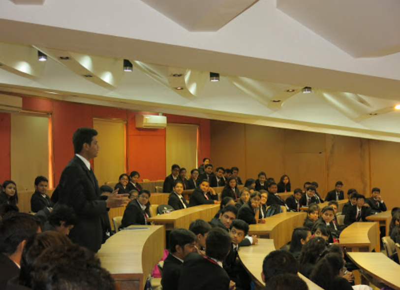 UWSL, Karnavati University Classroom