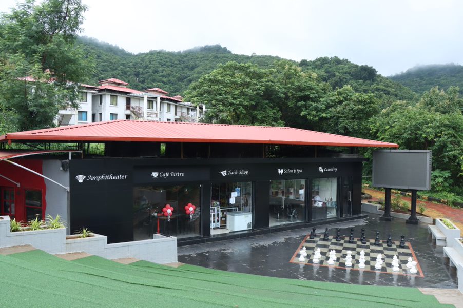 Universal AI University Campus View(3)