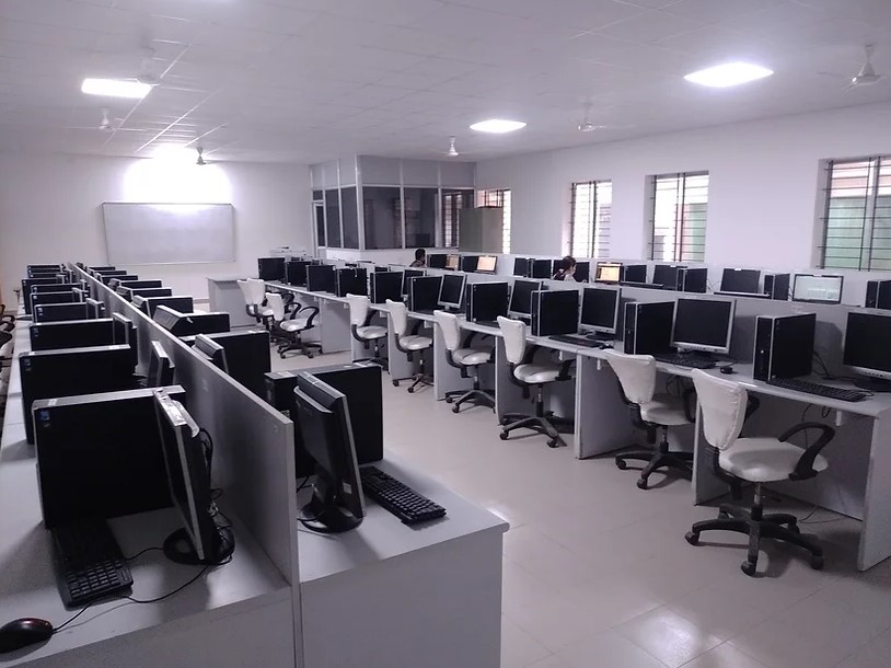 Wainganga College of Engineering and Management Labs(1)