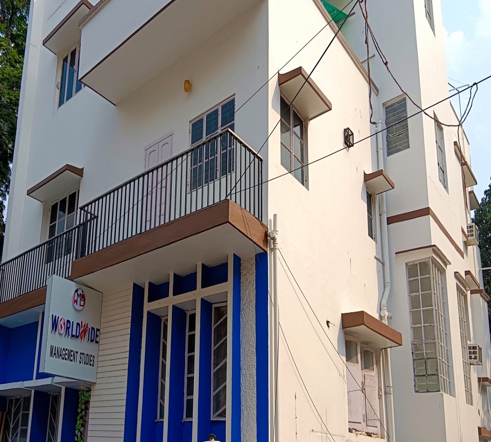 Worldwide Management Studies Campus Building