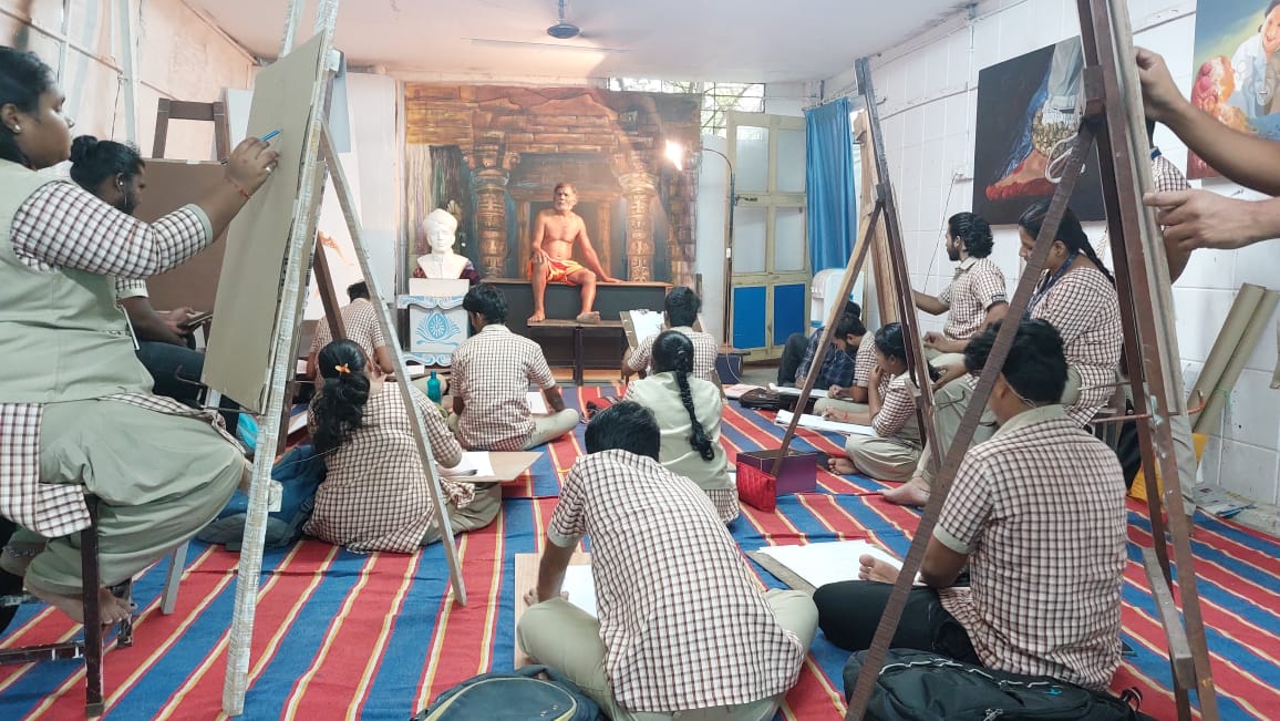 X-Gen College of Visual Art Classroom(2)