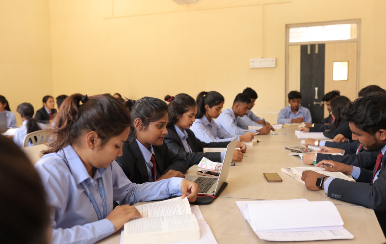 Yashwantrao Mohite Institute of Management Library(2)
