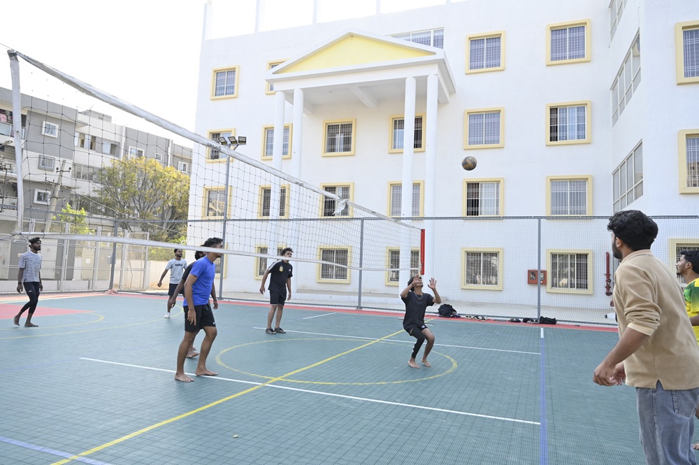 Yenepoya University Powered by Emversity Sports Facility(1)