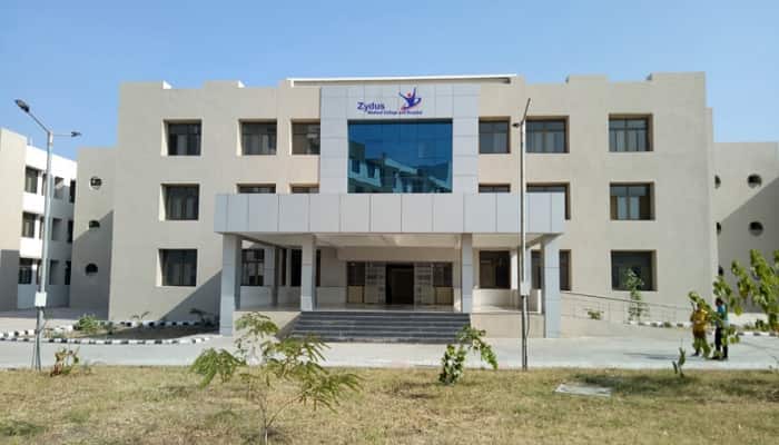 Zydus Medical College and Hospital Campus View(2)