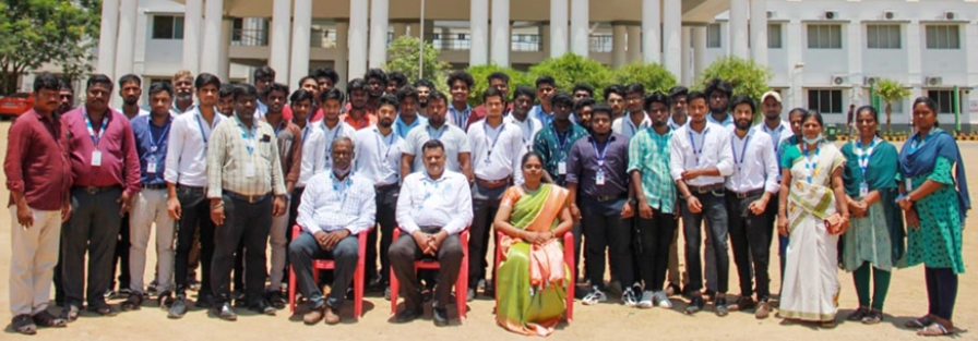 Aarupadai Veedu Institute of Technology Campus Building(7)