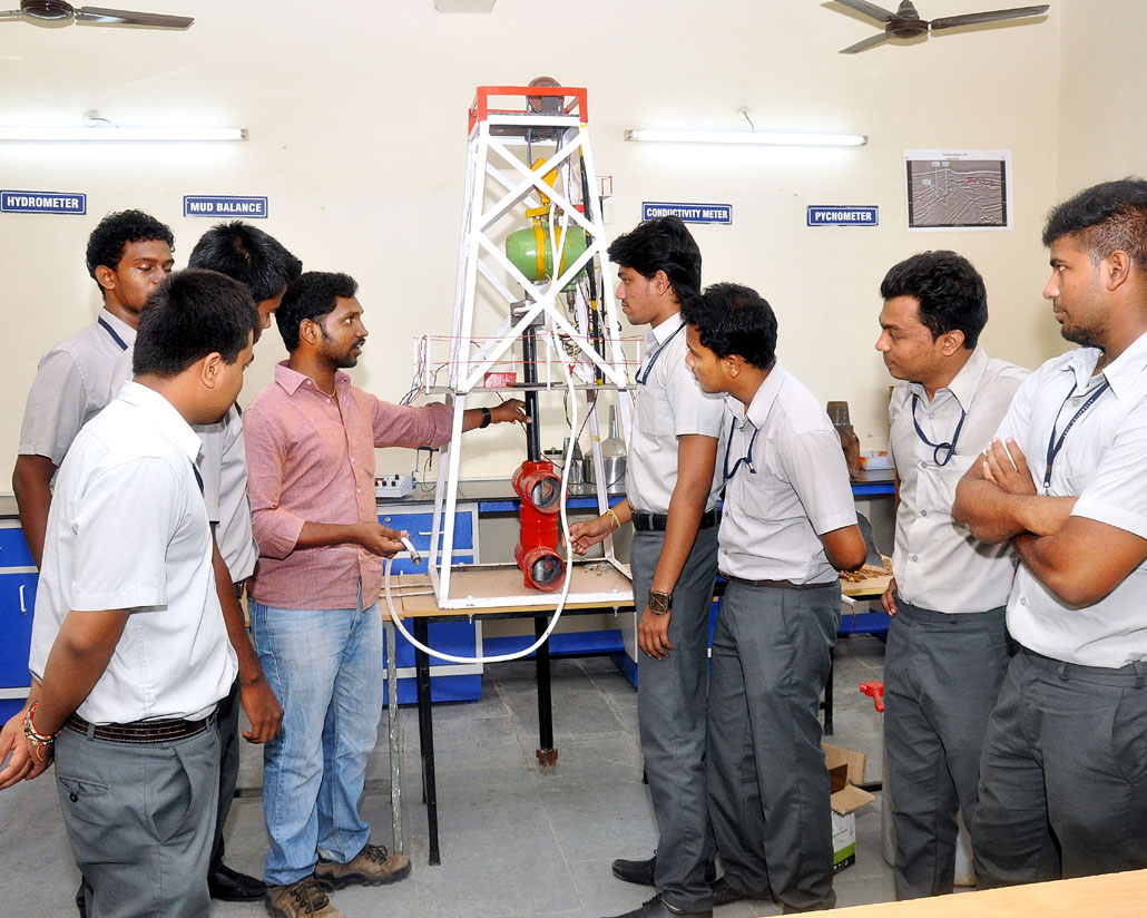 AMET Chennai Labs(5)