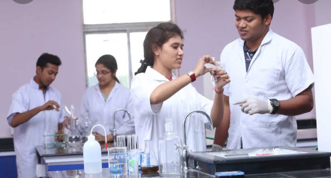 Adamas University Kolkata Labs(3)