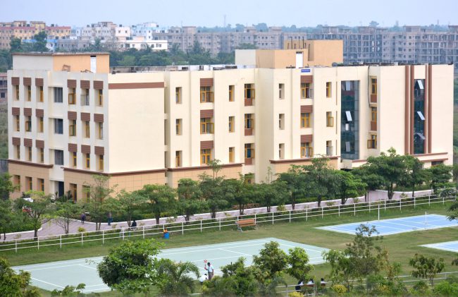 Adamas University Kolkata Campus Building(2)