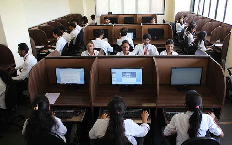 Atharva Institute of Management Studies Labs(2)
