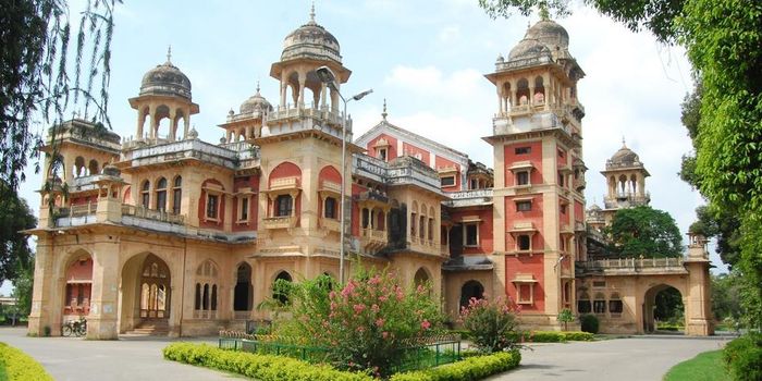 Allahabad University Campus Building(3)