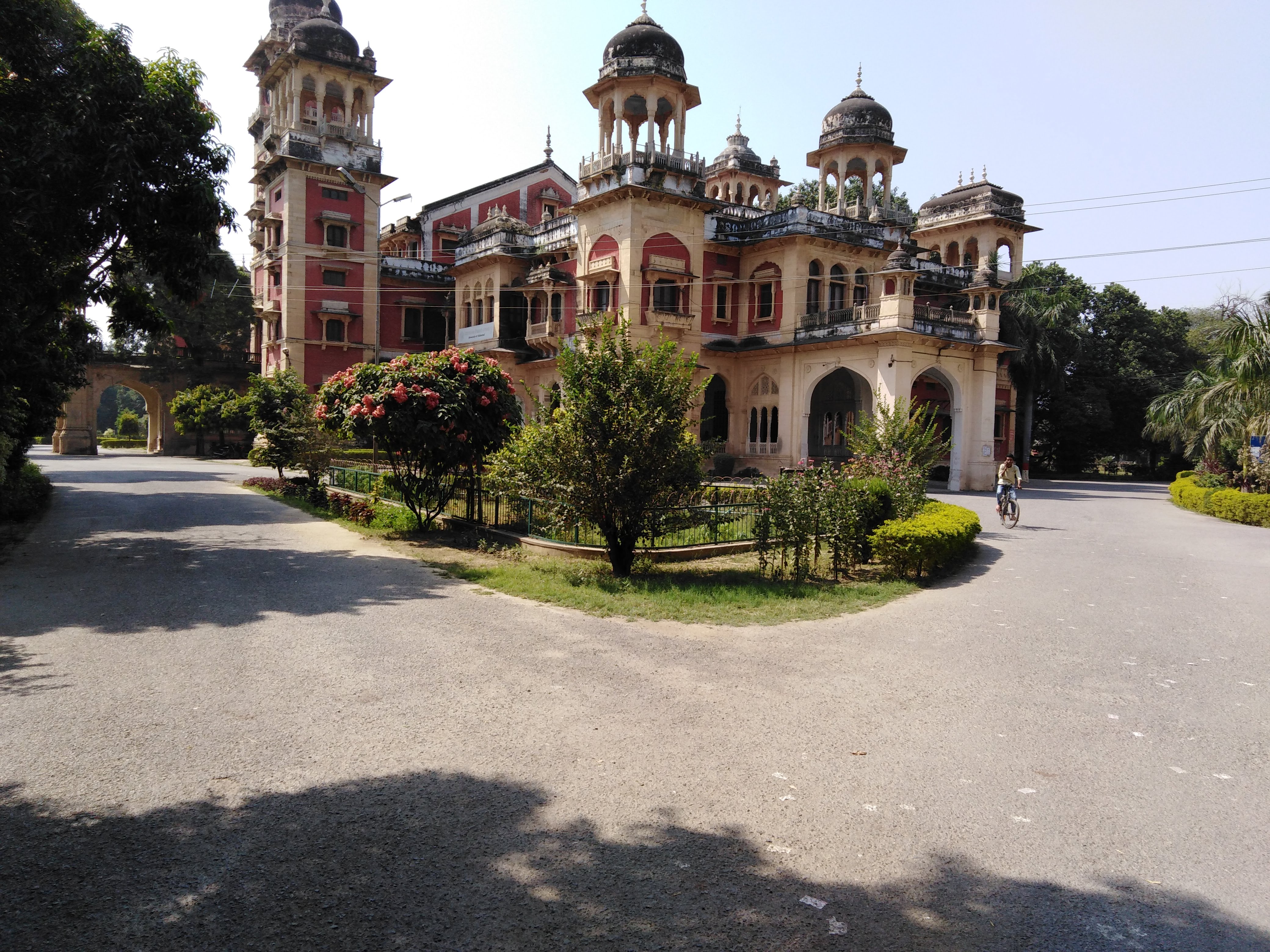 Allahabad University Campus Building(6)