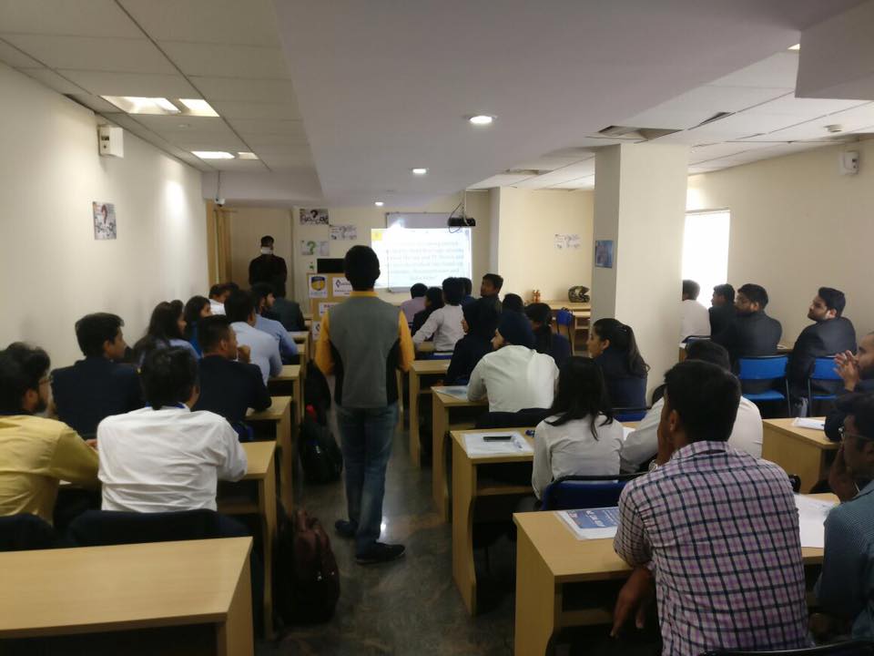 Amity University Bengaluru Classroom(1)