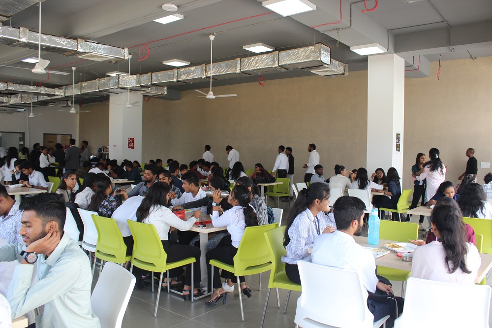 Amity University Bengaluru Cafeteria / Mess