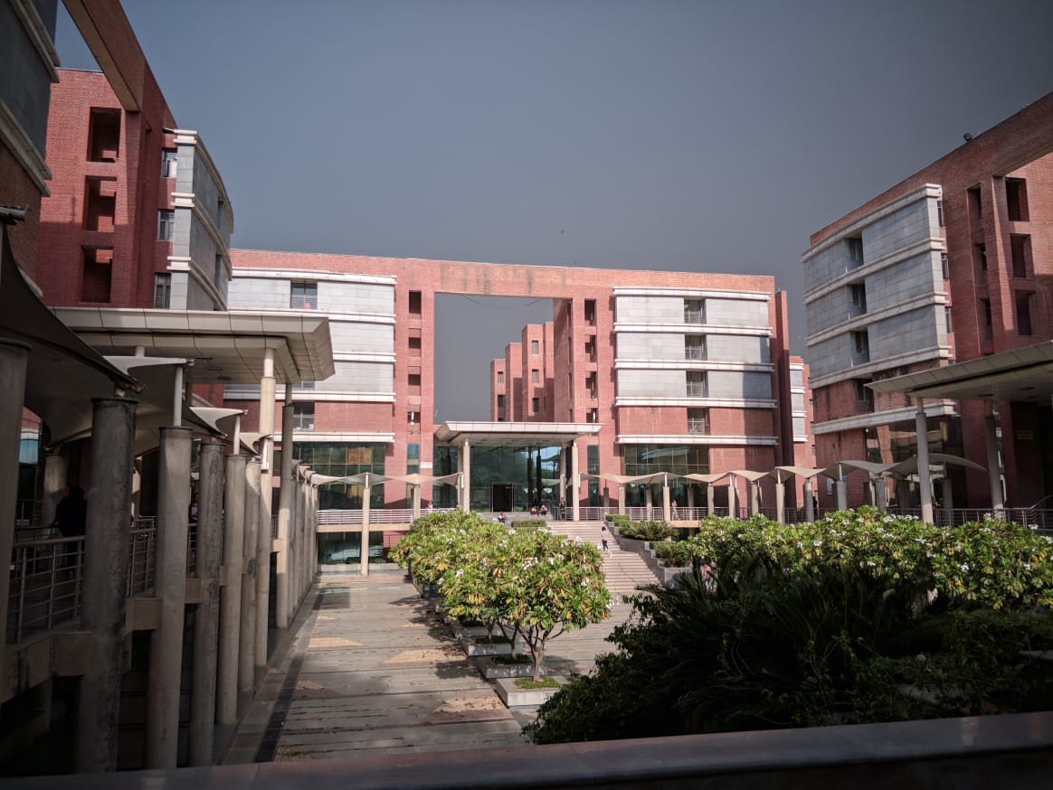 Amity University Gurugram Campus Building(2)