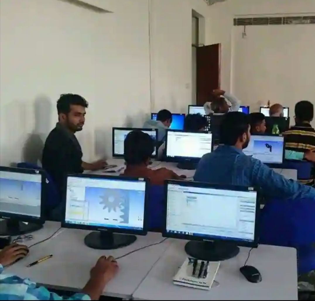 Amity University Lucknow Labs