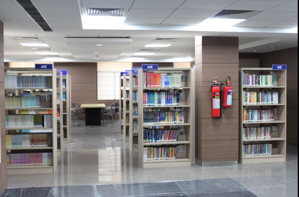 Amity Noida Library(1)