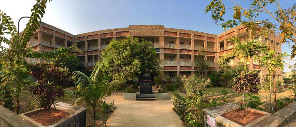Andhra University Visakhapatnam Campus View(2)