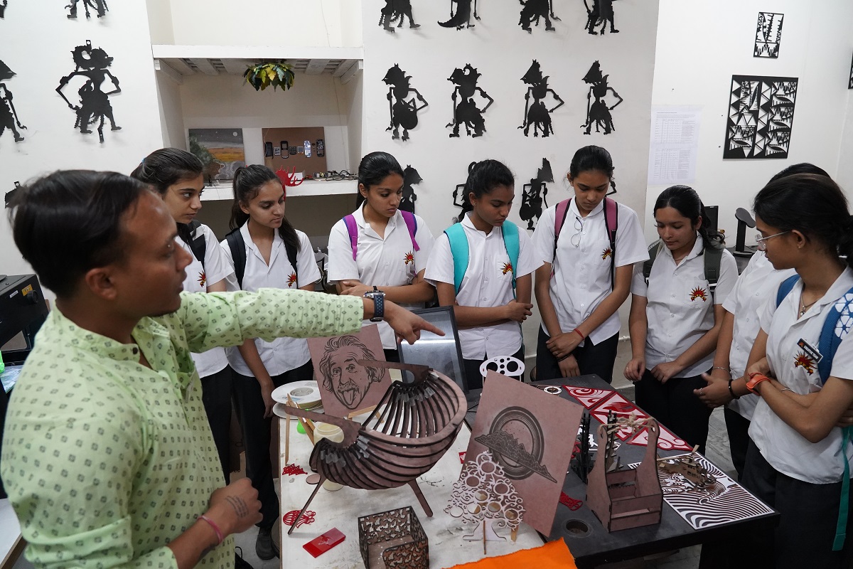Arch College of Design and Business Labs(1)