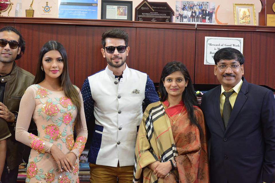 Arya Group of Colleges Celebrity Visit(3)