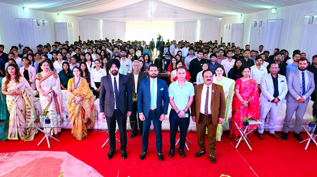 Asian Business School Others(4)