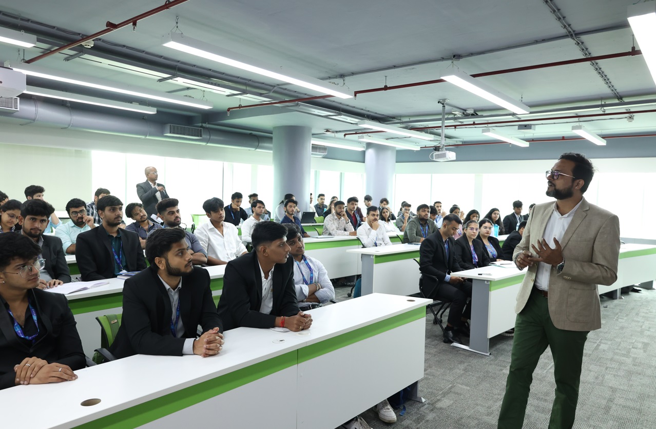 ATLAS SkillTech University Classroom(3)