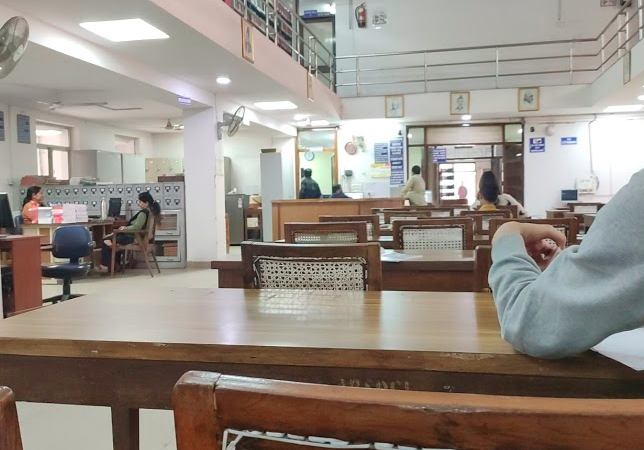 ARSD College Reading Room