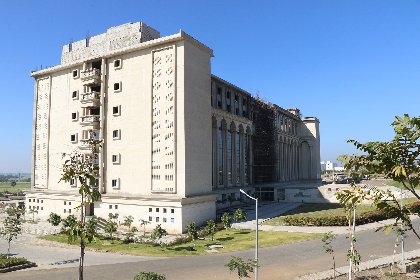 Avantika University Campus Building(3)