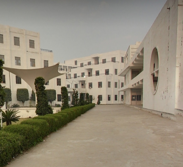 Axis Colleges Campus View(4)