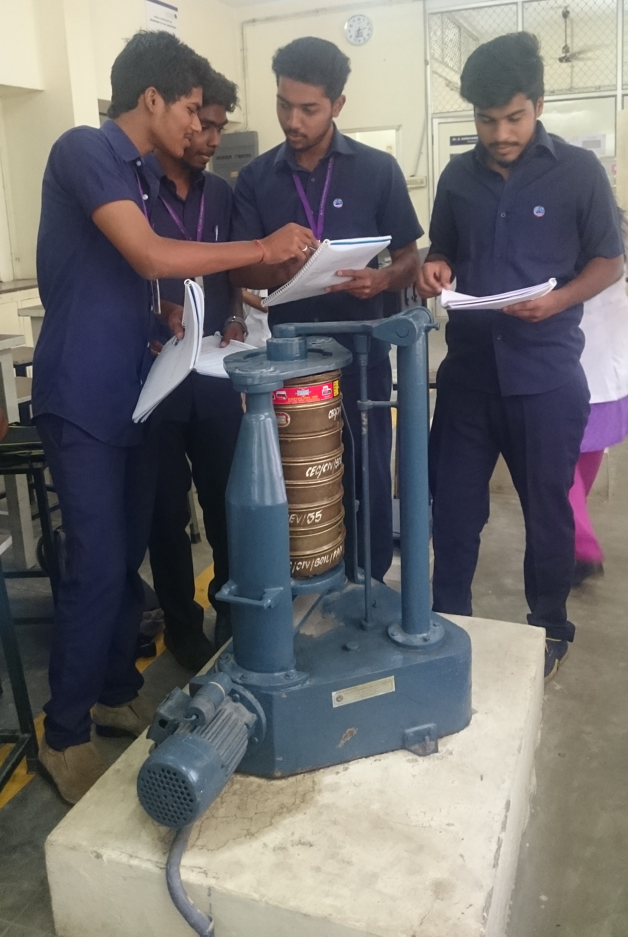 Crescent College Labs(5)