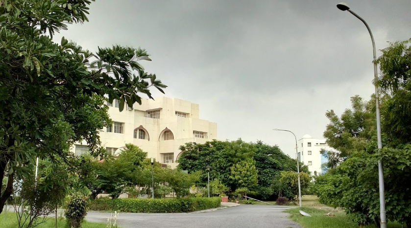 Babasaheb Bhimrao Ambedkar University Campus Building(1)