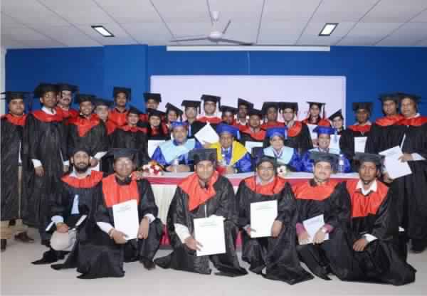 Bakliwal Foundation College of Arts, Commerce and Science Convocation