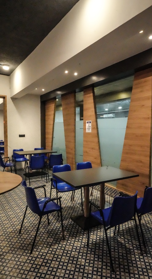 Bakliwal Foundation College of Arts, Commerce and Science Cafeteria / Mess(1)