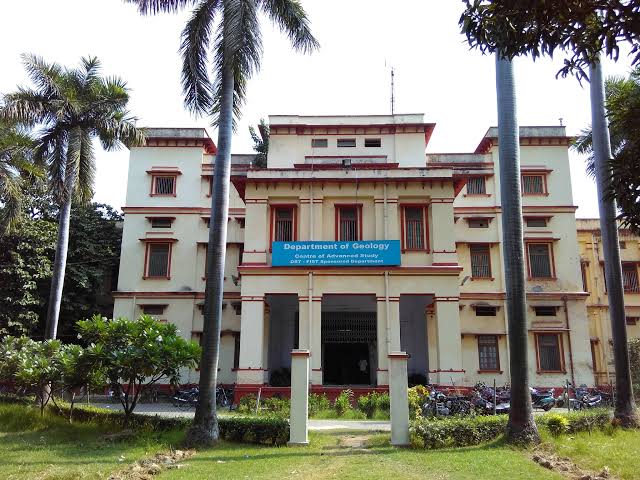 Banaras Hindu University Academic Block