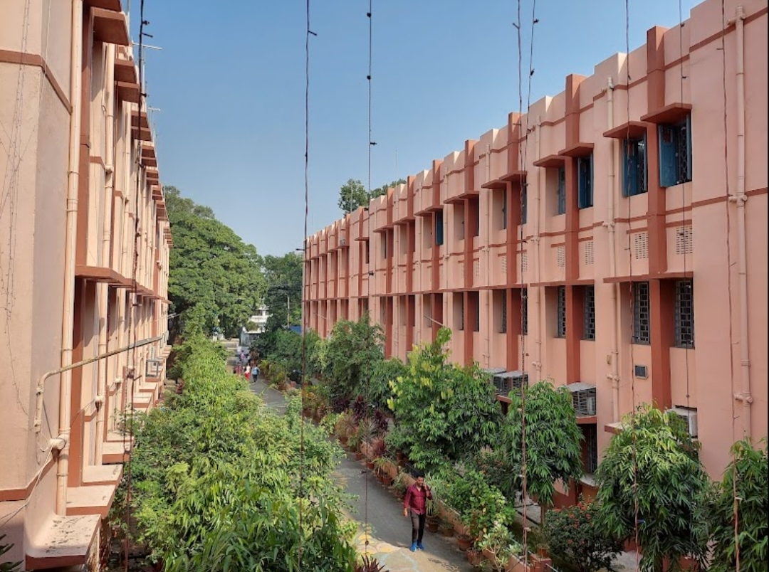 Barrackpore Rastraguru Surendranath College Campus View(2)