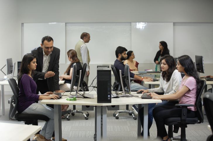 Bennett University Labs(8)