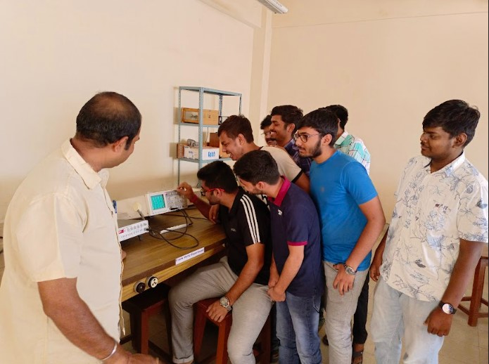 Birla Institute of Technology Mesra Off-Campus: Deoghar Labs(1)