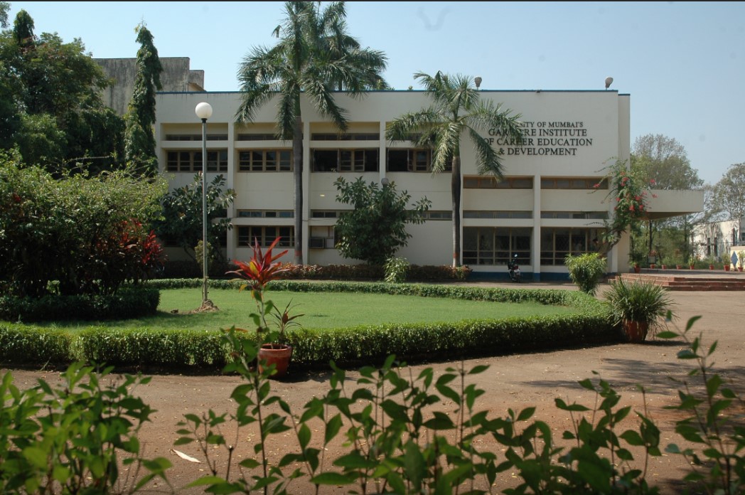 BSS Foundation - School of Management Campus Building