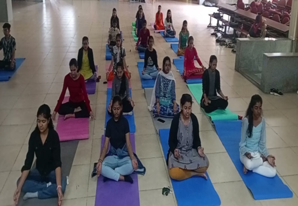 CB Bhandari Jain College Others(3)