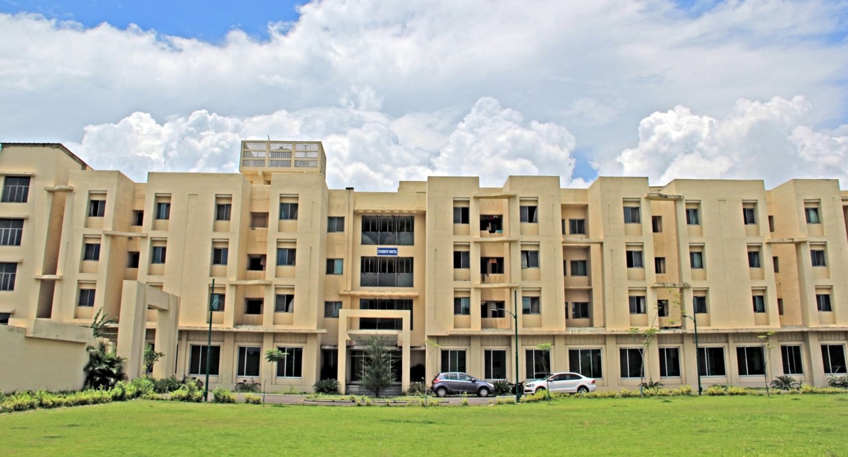 Calcutta Business School Campus Building(4)
