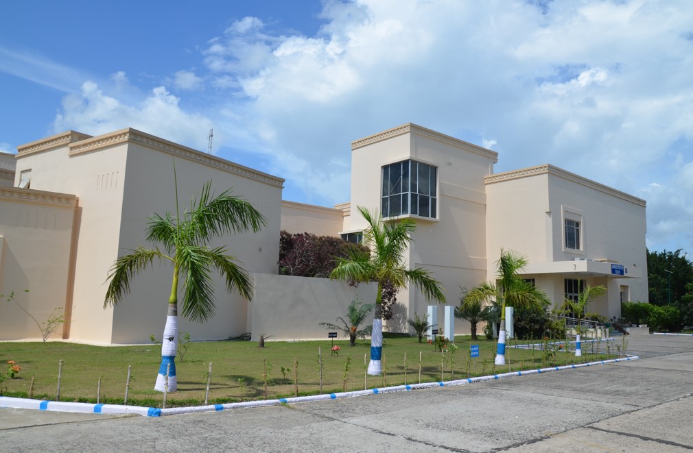 Calcutta Business School Campus Building(5)