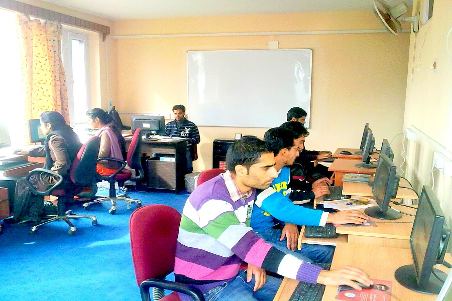 Central University of Kashmir Labs