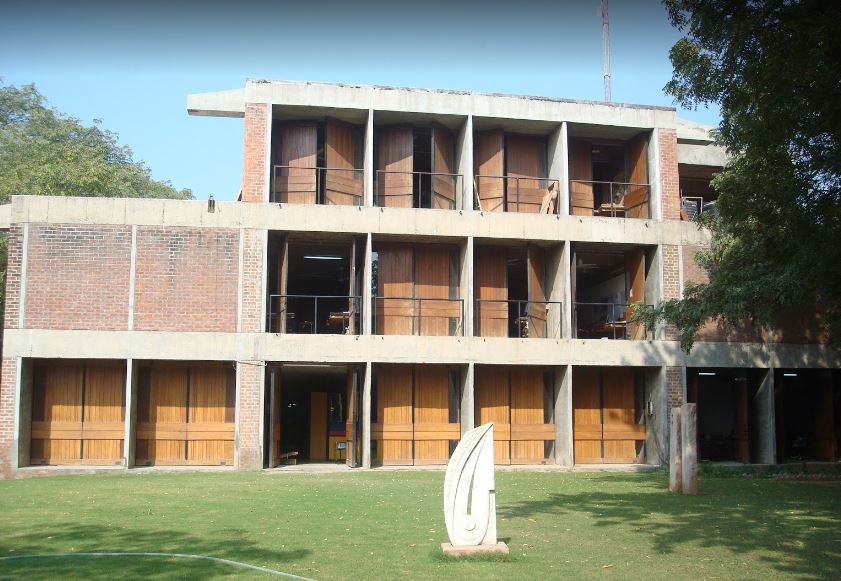 CEPT University Campus Building(2)
