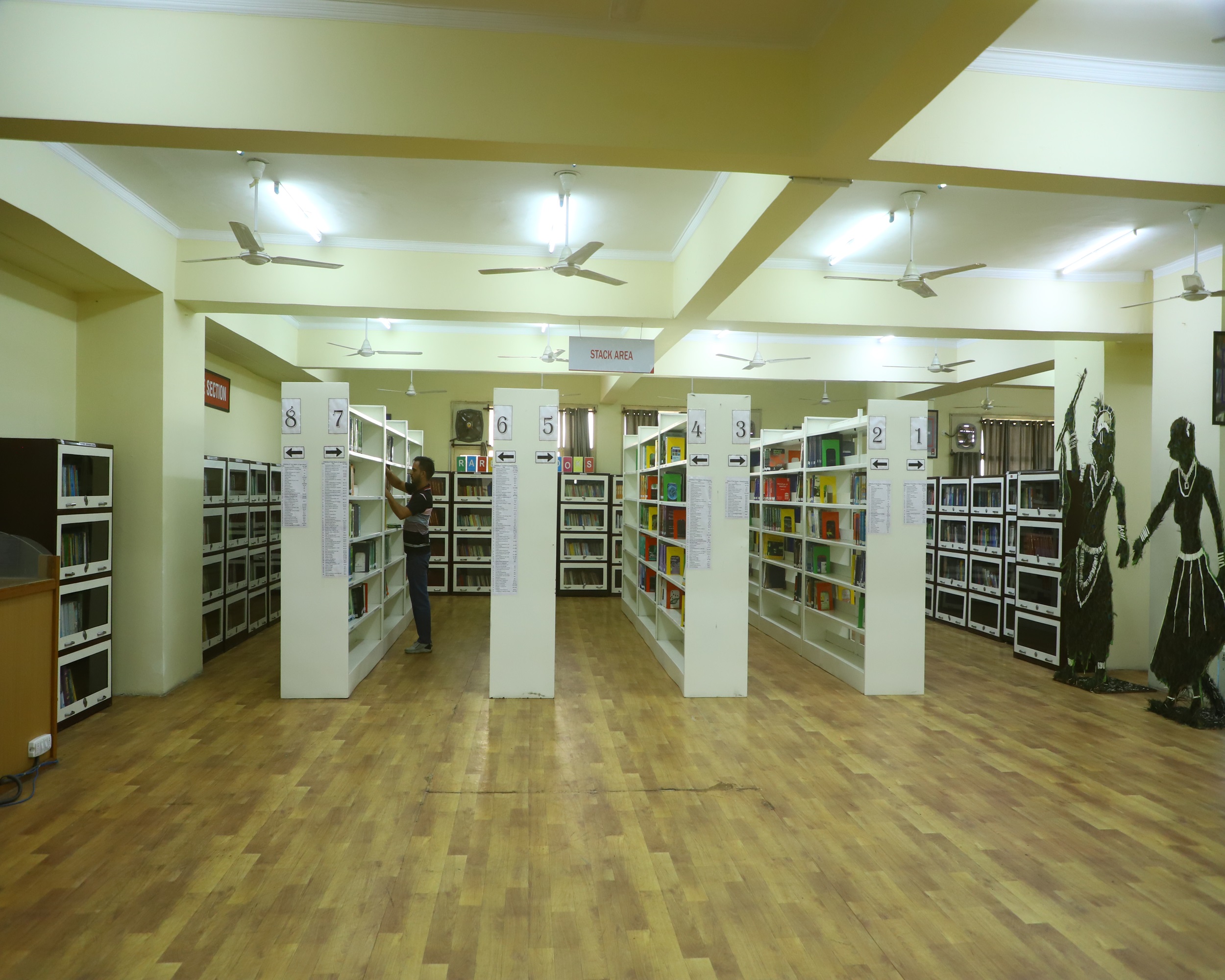 Chandigarh University (CU) Library(3)