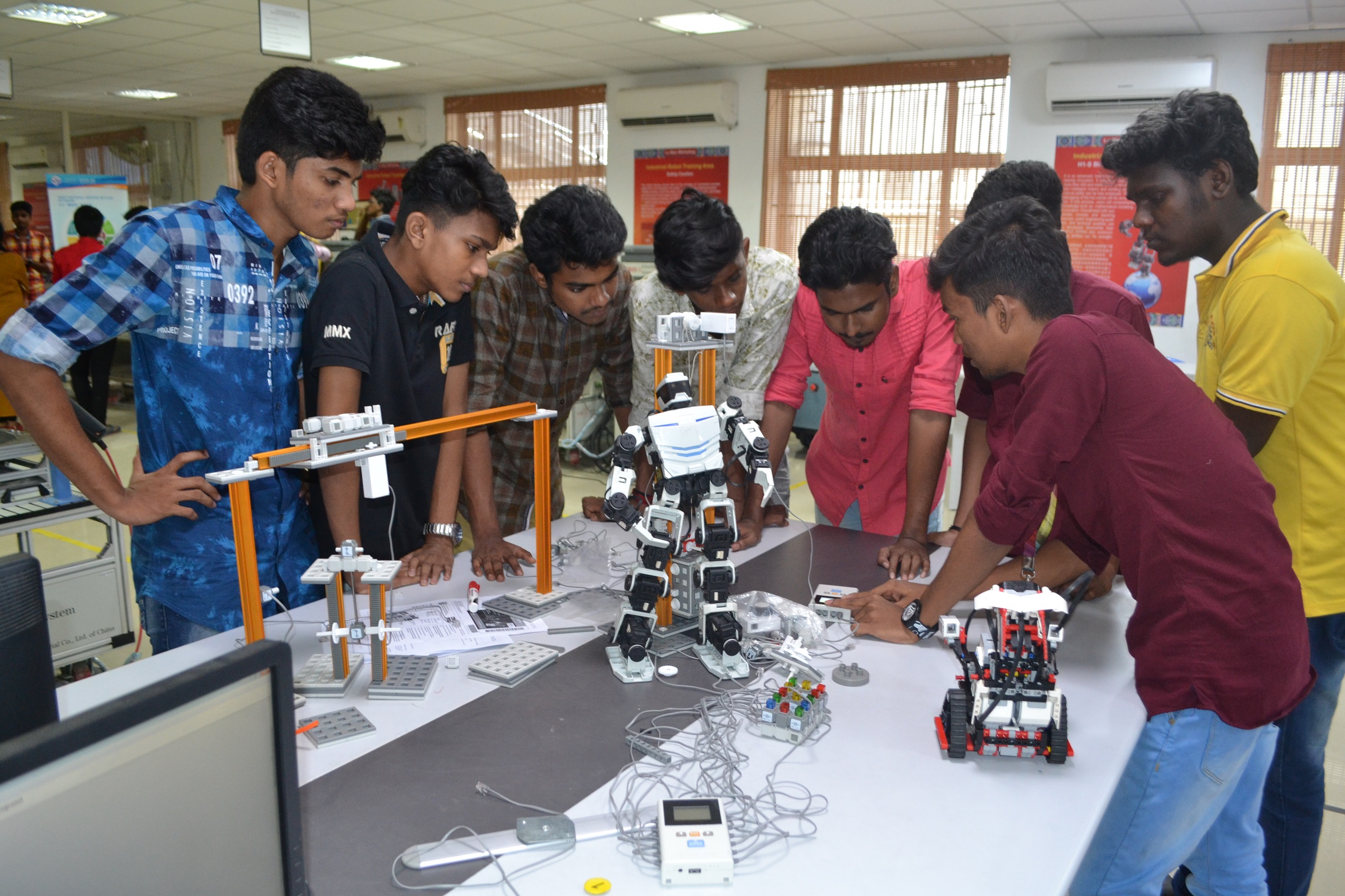 Chennai Institute of Technology Labs(2)