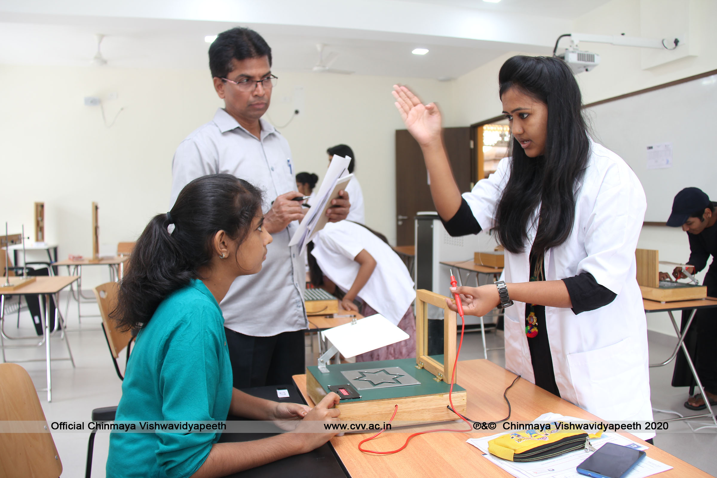 Chinmaya Vishwa Vidyapeeth Kochi Labs(1)