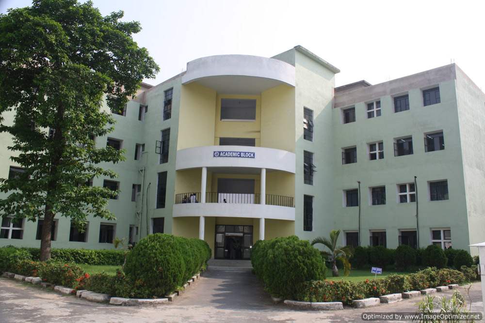 Calcutta Institute of Engineering and Management Campus Building