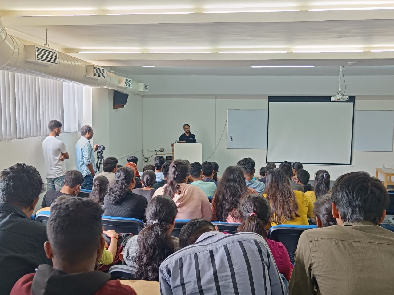 CMRIT Bangalore Classroom(2)