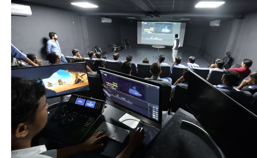 College of Journalism & Mass Communication Labs(6)